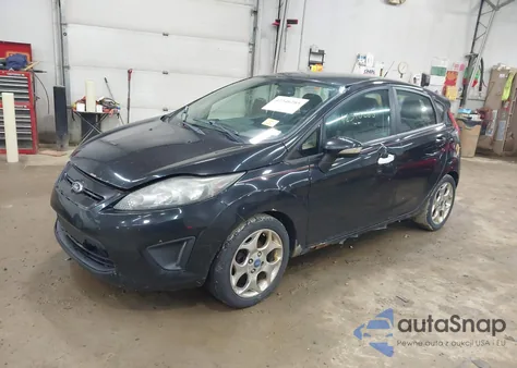 2013 Ford Fiesta Titanium из США, поврежденный, VIN 3FADP4FJXDM103892